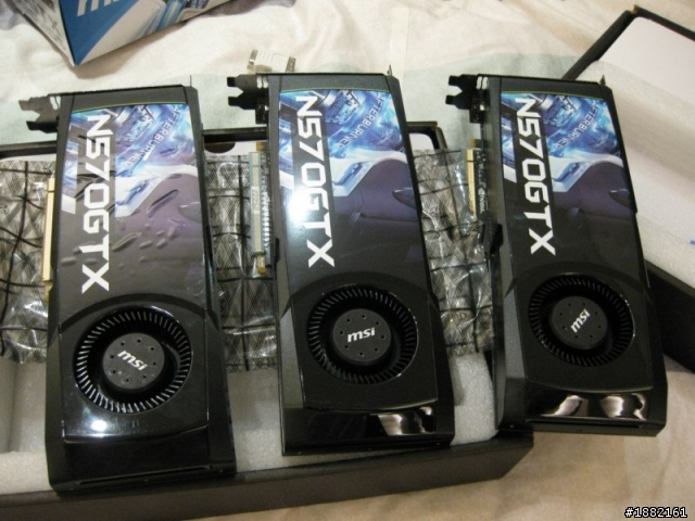 終於狠下心買了~我一輩子最好的電腦!i7 2600K + 3張 GTX570 (圖更新)