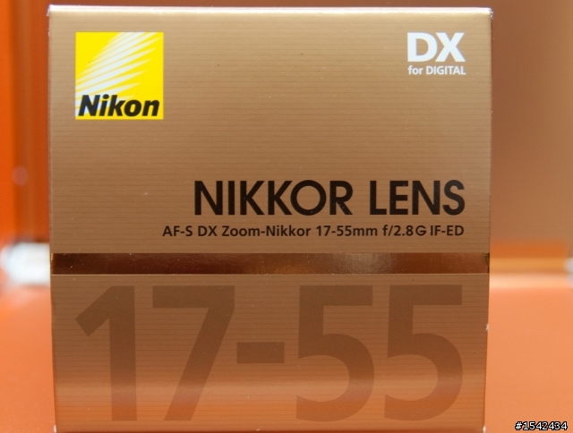 【開箱】Nikon 17-55 F2.8 DX (拍得不好請見諒...)