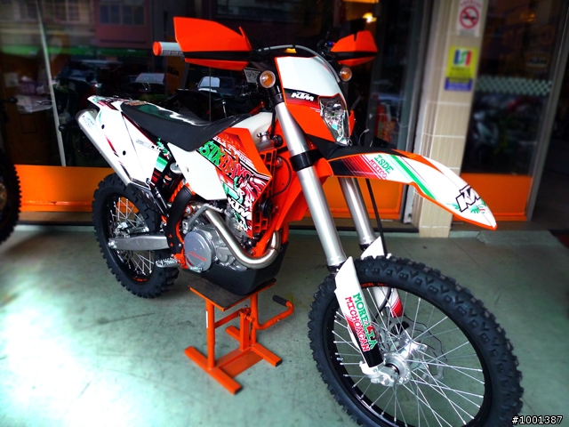 【開箱】2011 KTM SIXDAYS 特別版越野車 紀錄側拍