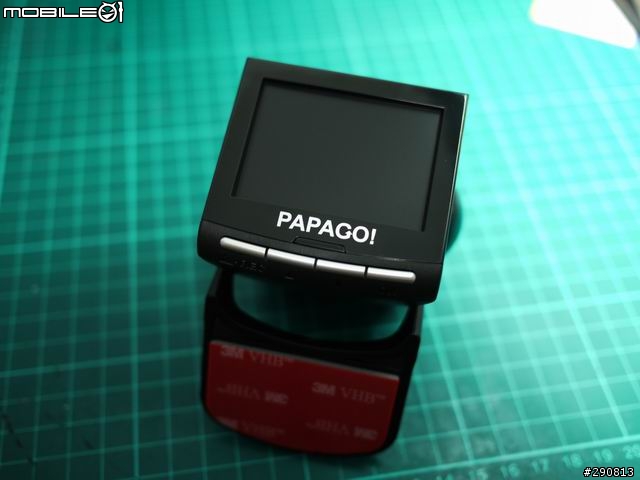 繼"終於有台灣大廠出行車紀錄器了"文章之後-PAPAGO P1 開箱~