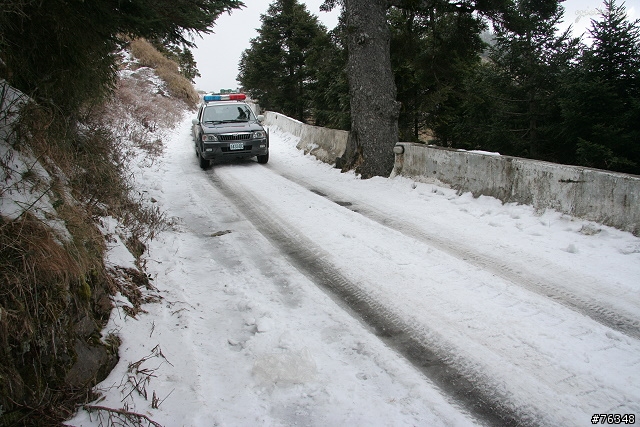 雪花飄飄的冰晶世界‧冬戀合歡