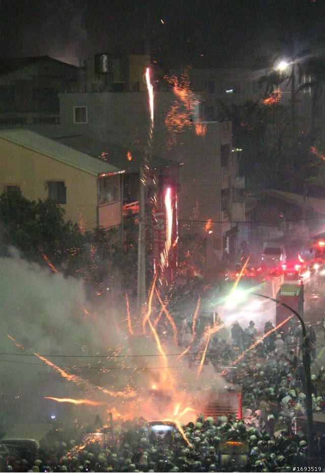 2011建國百年鹽水蜂炮