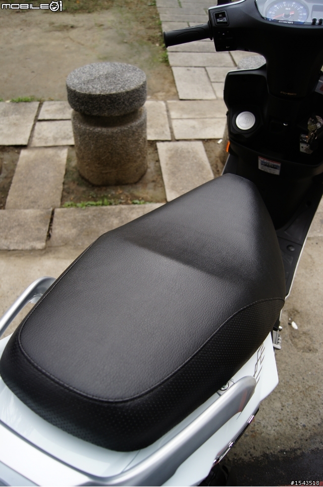 SUZUKI NEX開箱 VS. 遲來的SYM GR一起開