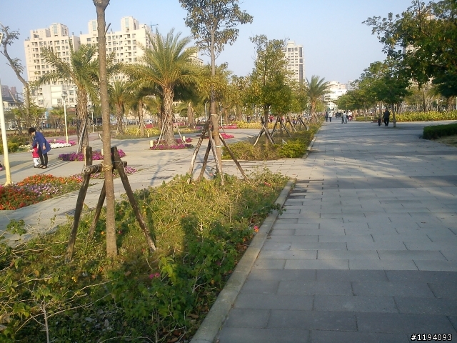 高雄市凹子底 , 很高興目前能有這樣的居住環境 ~