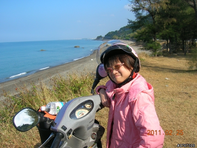 相信自己~~~小安安後山之旅!!