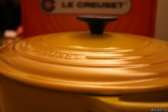 新入手的 法國LE CREUSET 鑄鐵鍋具~~