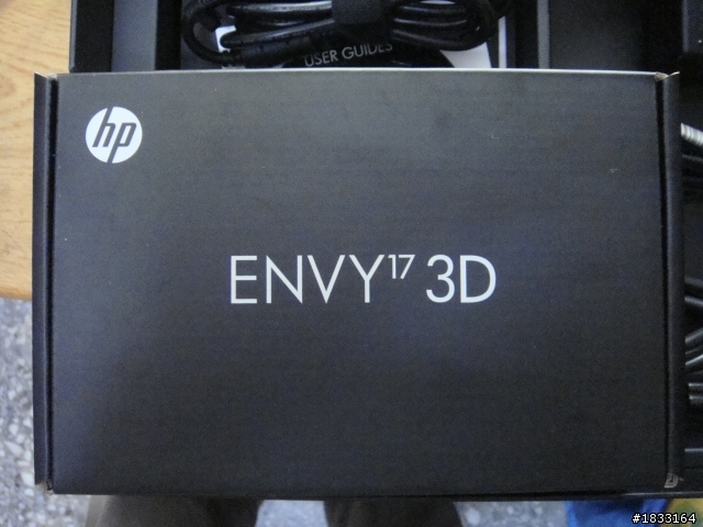 『忌妒開箱』~HP的大尺寸3D影音旗艦機種 ENVY 17 3D 的開箱分享