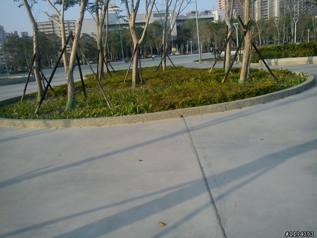 高雄市凹子底 , 很高興目前能有這樣的居住環境 ~