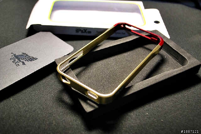 總算~iphone4入手,但重點不是開箱~是......變身!!
