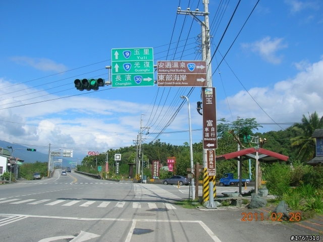 相信自己~~~小安安後山之旅!!