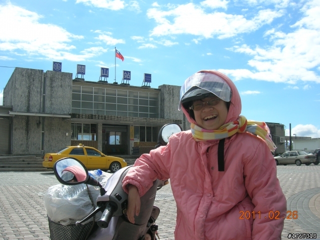 相信自己~~~小安安後山之旅!!