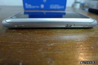 燒燙燙NOKIA E7火速開箱