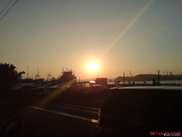 2011 超級艷陽天~人生第一次兩人機車旅遊~過年台北--台南~高雄~台中一路玩回家~ SH33配金牌150FI!