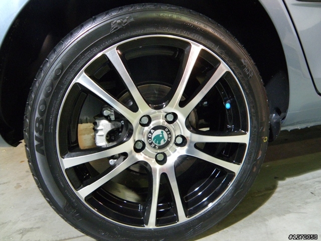 我的Skoda之Fabia 1.2TSI 點點灰 開箱(17P)