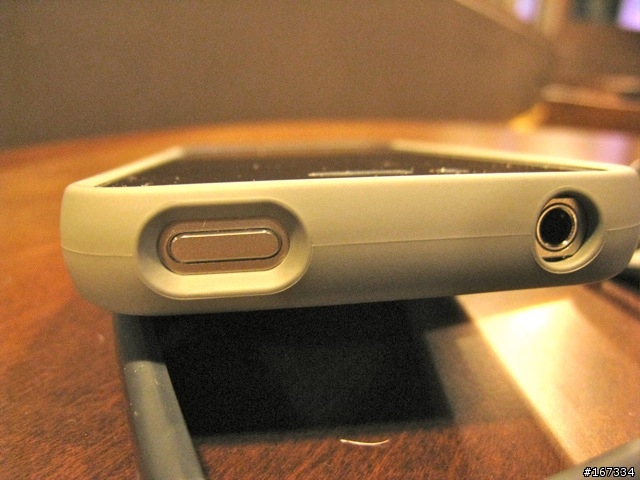 過新年穿新衣 elago iPad、iPhone4保護套分享(圖多)