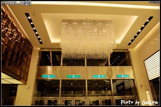 【蓋大樓】D7000 + 17-50mm F2.8 EX DC OS HSM for Nikon