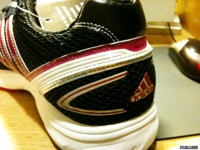 ADIDAS MICOACH自我挑戰賽獎品--Adizero Ace M鞋測囉