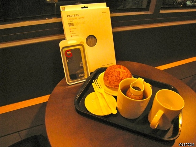 過新年穿新衣 elago iPad、iPhone4保護套分享(圖多)