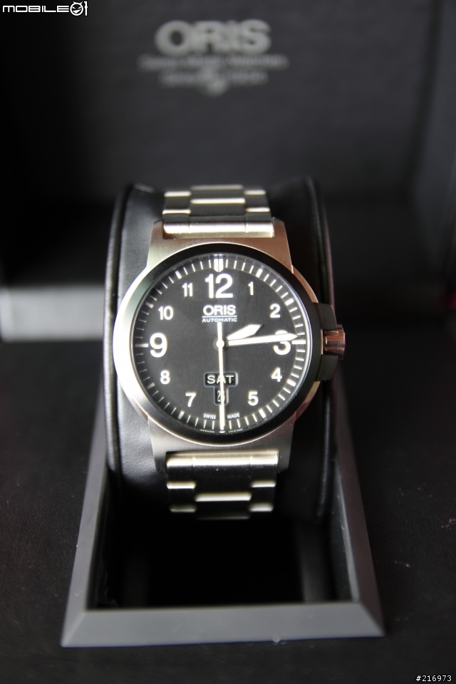 Oris BC3 Advanced 飛行機械鋼帶腕錶