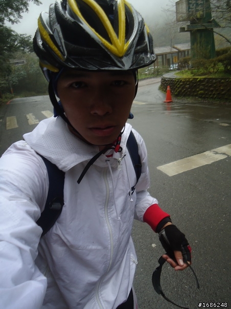 北橫公路濕漉漉