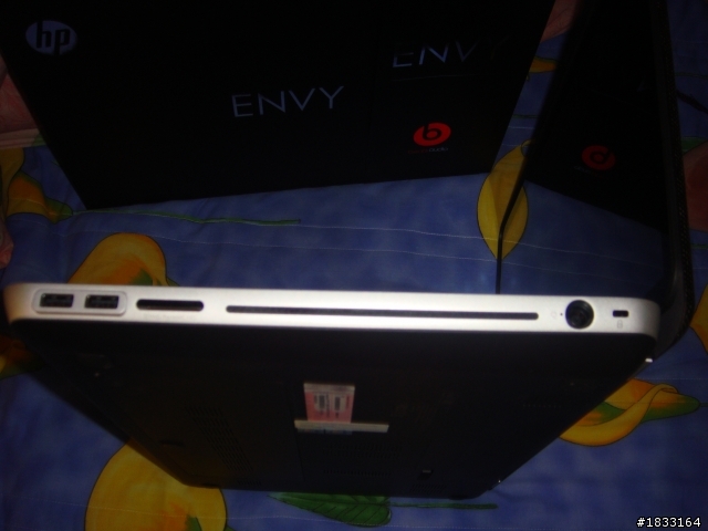 『忌妒開箱』~HP的大尺寸3D影音旗艦機種 ENVY 17 3D 的開箱分享