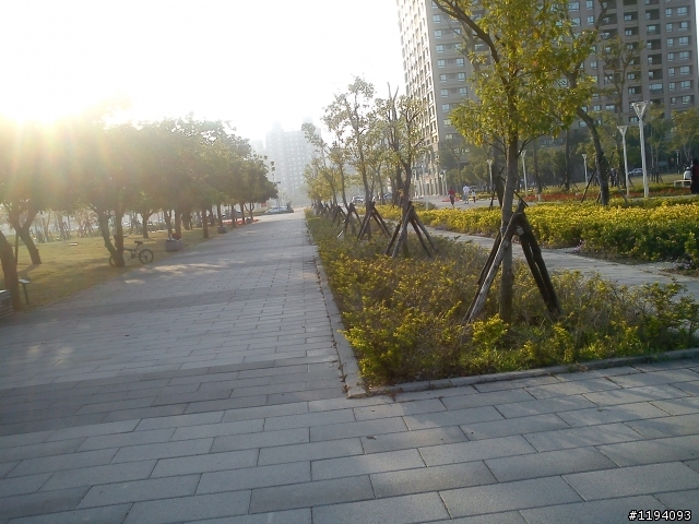 高雄市凹子底 , 很高興目前能有這樣的居住環境 ~