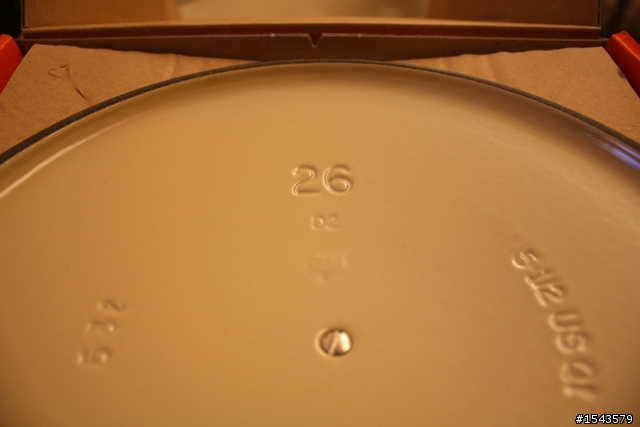 新入手的 法國LE CREUSET 鑄鐵鍋具~~