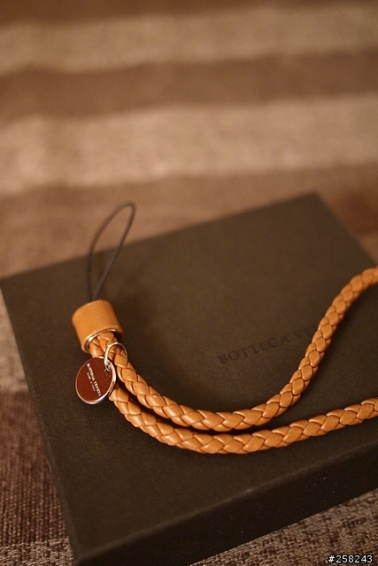 【西西分享】義大利敗家---GUCCI手環、BV吊飾、TOD'S吊繩...等配件們