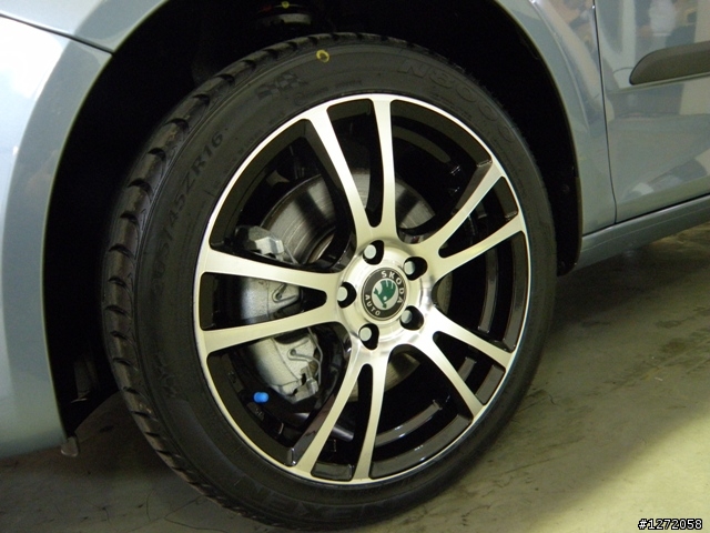 我的Skoda之Fabia 1.2TSI 點點灰 開箱(17P)