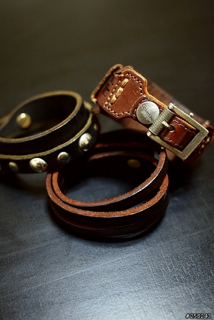 【西西分享】義大利敗家---GUCCI手環、BV吊飾、TOD'S吊繩...等配件們