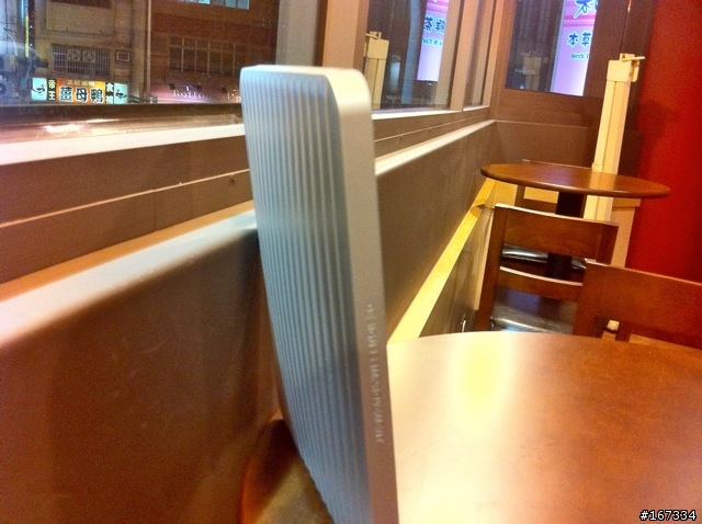 過新年穿新衣 elago iPad、iPhone4保護套分享(圖多)