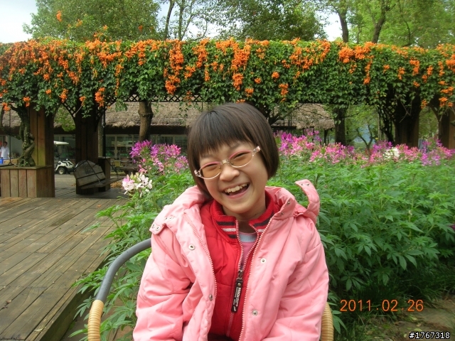 相信自己~~~小安安後山之旅!!