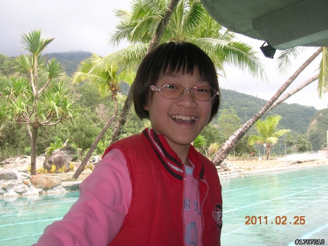 相信自己~~~小安安後山之旅!!