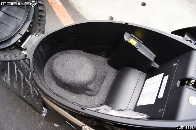 SUZUKI NEX開箱 VS. 遲來的SYM GR一起開
