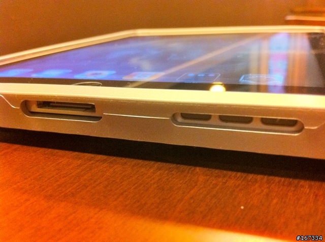 過新年穿新衣 elago iPad、iPhone4保護套分享(圖多)
