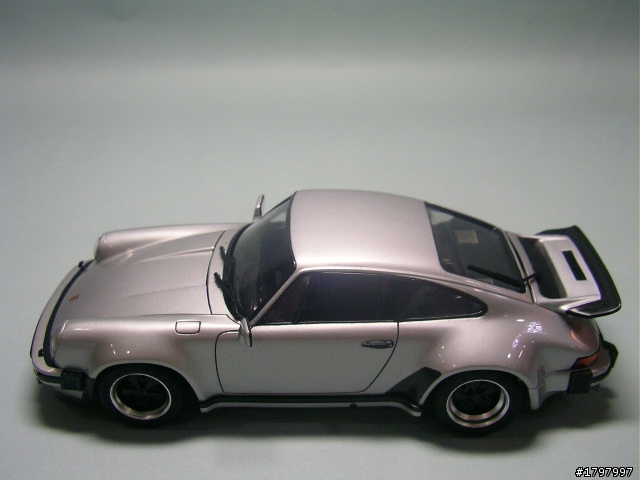 【模型完成分享】PORSCHE 911 turbo'76-Type930(FUJIMI 1/24 kit)