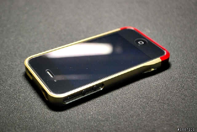 總算~iphone4入手,但重點不是開箱~是......變身!!
