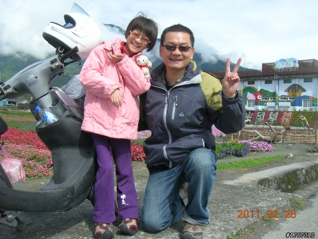 相信自己~~~小安安後山之旅!!
