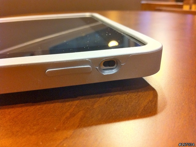 過新年穿新衣 elago iPad、iPhone4保護套分享(圖多)