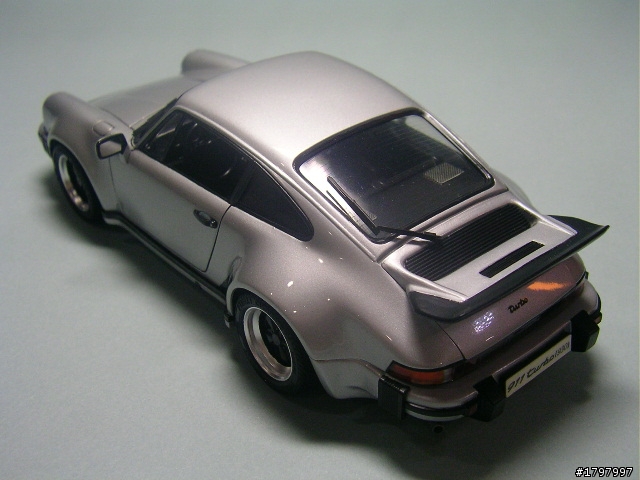 【模型完成分享】PORSCHE 911 turbo'76-Type930(FUJIMI 1/24 kit)