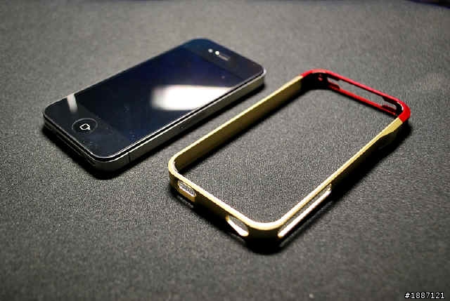 總算~iphone4入手,但重點不是開箱~是......變身!!