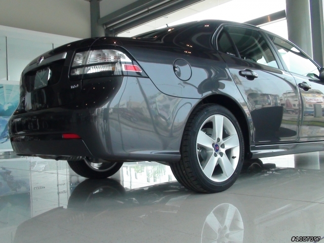 久候的驚喜 北歐神獸 2011 Saab 9-3 Vector SS 簡易開箱