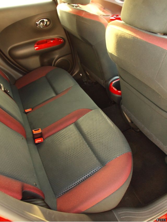 新車分享 - 2011 NISSAN JUKE
