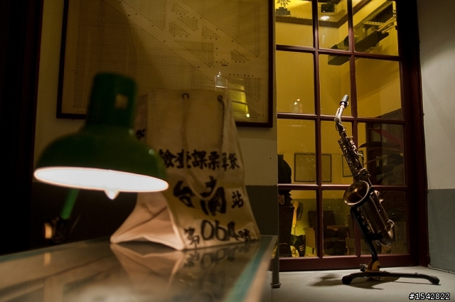 夜遊南台南火車站(with Sigma 20mm/f1.8)