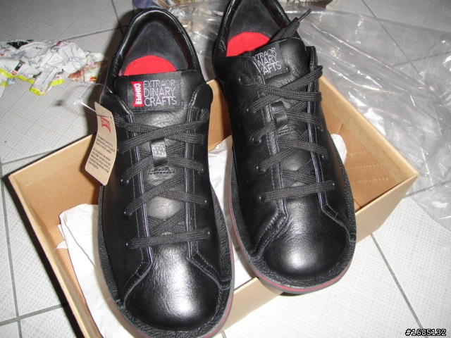 ASOS~我也掉進這個坑~CLARKS~沙漠靴~皮革色