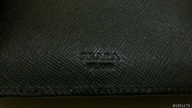 【開箱】PRADA 短夾