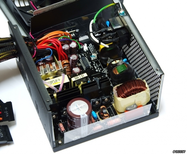 be quiet!最新金牌系列-Straight Power E7 Golden 750W拆殼實測