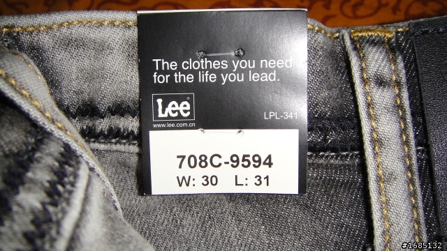 Lee~黑灰色~窄管褲入手文