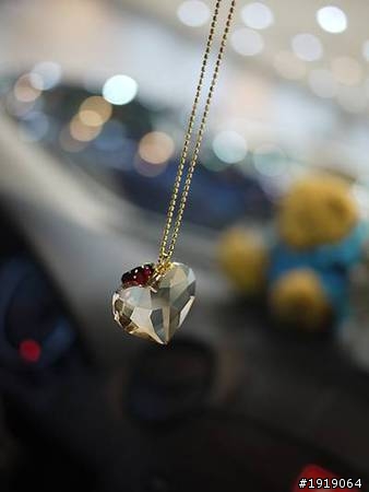 充滿粉紅色氛圍的New Mazda2
