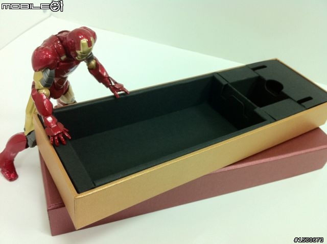 海洋堂輪轉特攝系例【IRON MAN】精美小套房